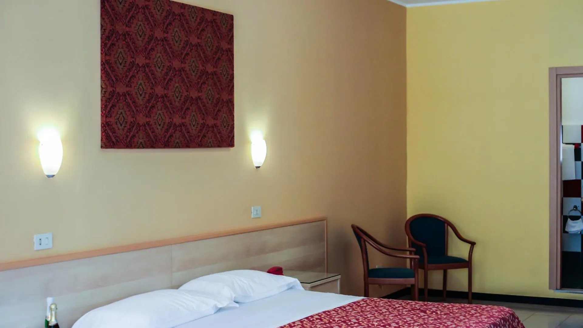 La Piramide Hotel Roccalumera 3*,  Italy