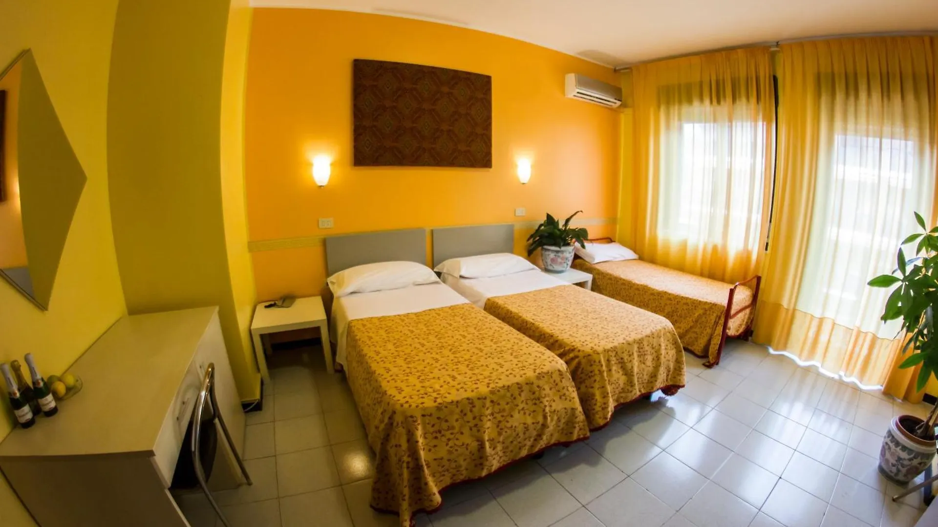 La Piramide Hotel Roccalumera 3*,  Italy