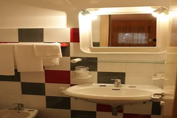 La Piramide Hotel Roccalumera