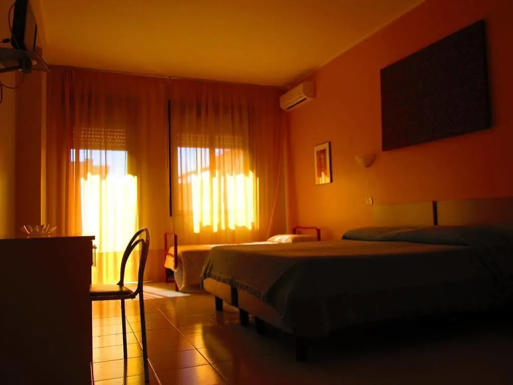 La Piramide Hotel Roccalumera