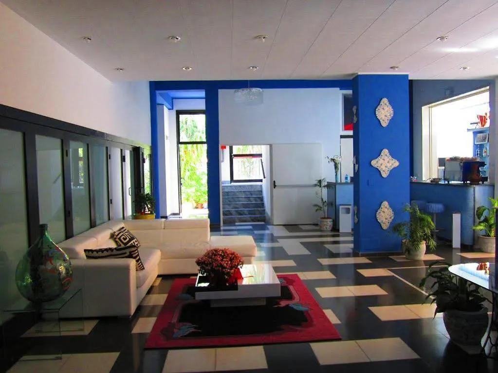 La Piramide Hotel Roccalumera